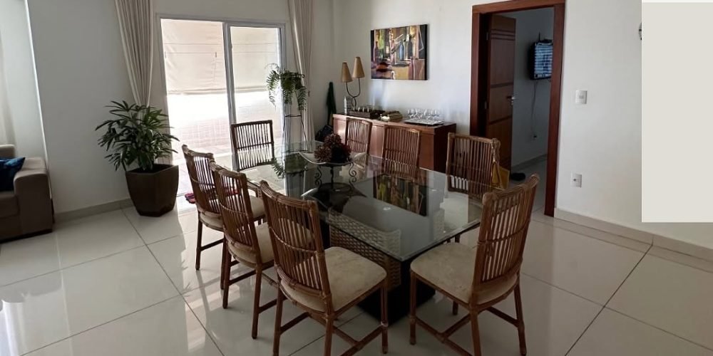 93E11DE0-D97D-4F15-B2E7-1AB41061B54C