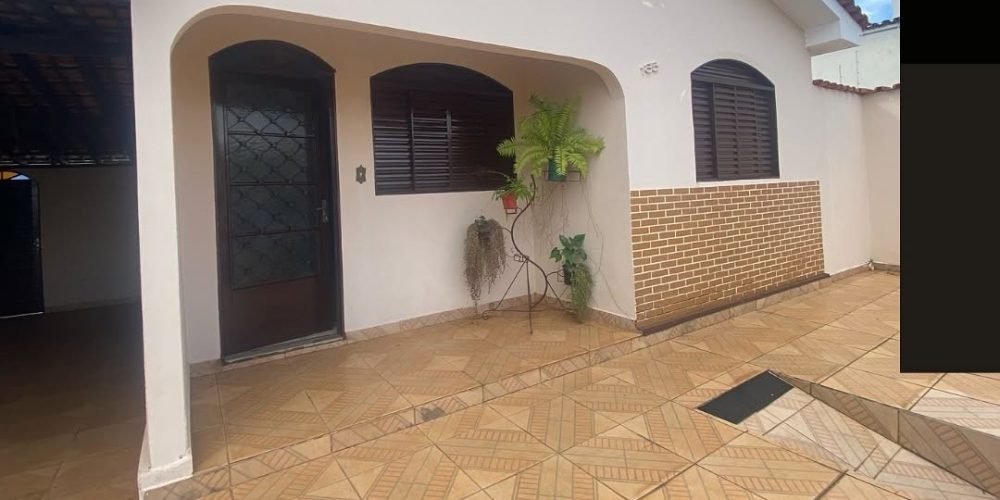 A3A21A67-5FC9-405E-AAEB-FB5D33D78809